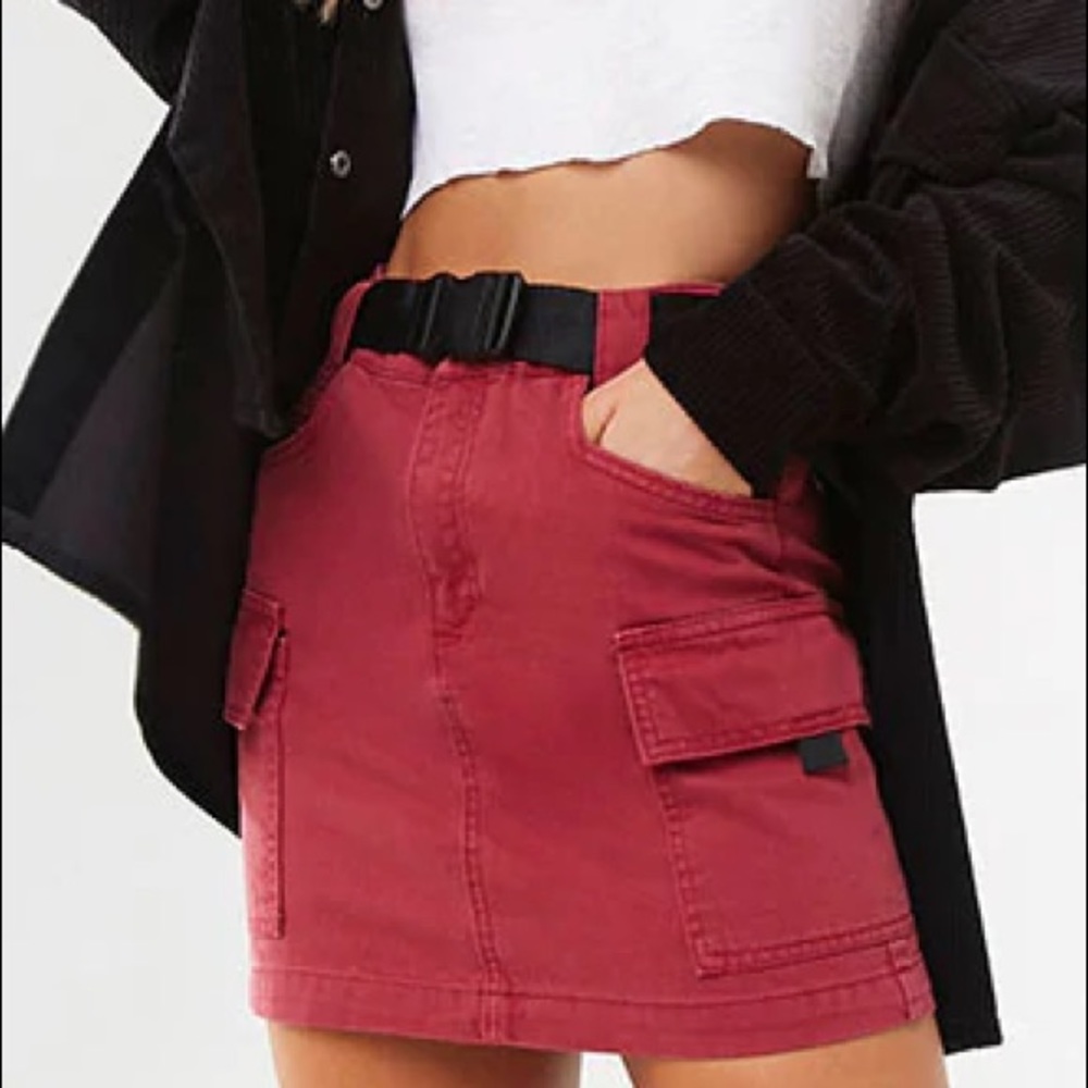 Forever 21 maroon skirt